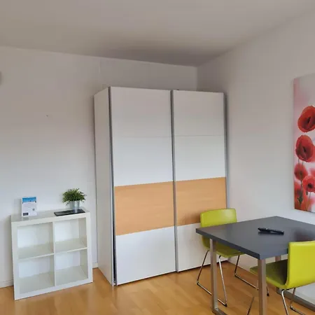 Simplex Am Ludwigsplatz Aparthotel *